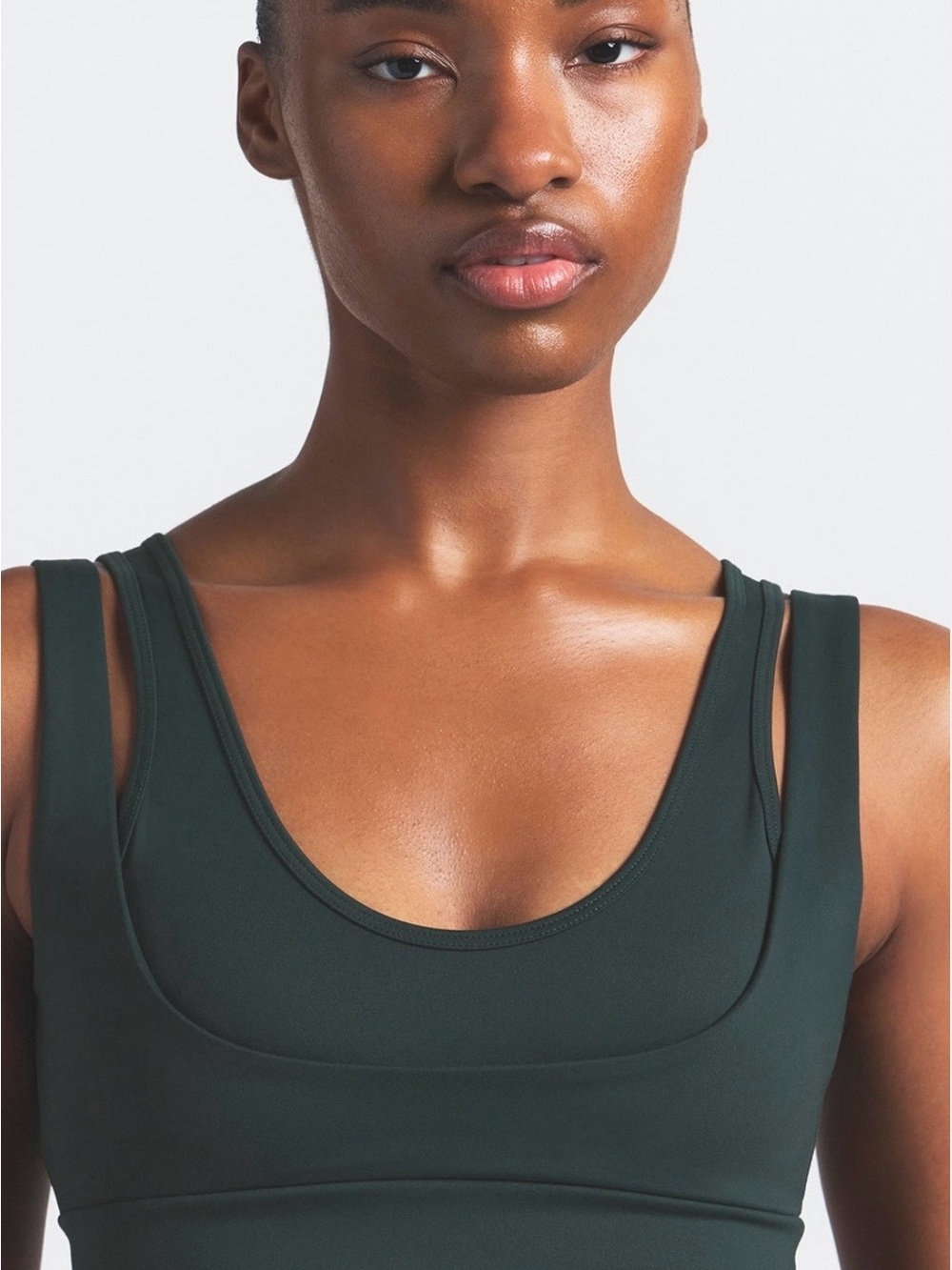 SKIMS Dark Teal Sports Bra & Legging Set - Picture 2 of 6